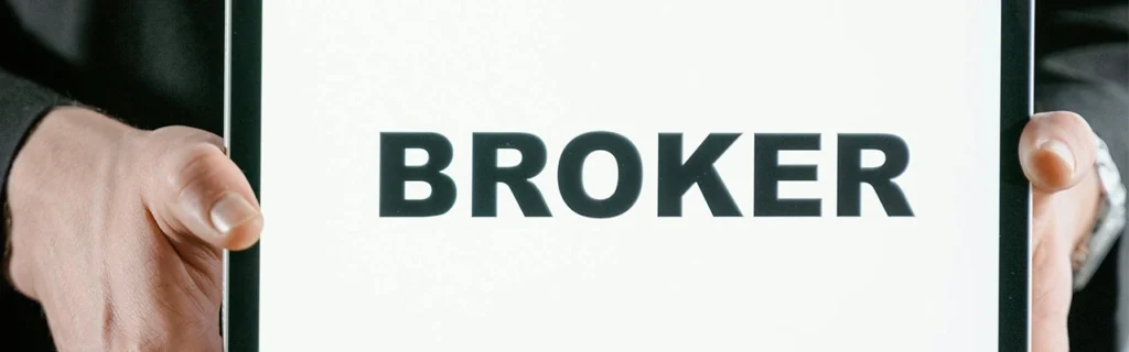 Realtevo blogs stock images_0038_Difference Between Channel Partner & Broker